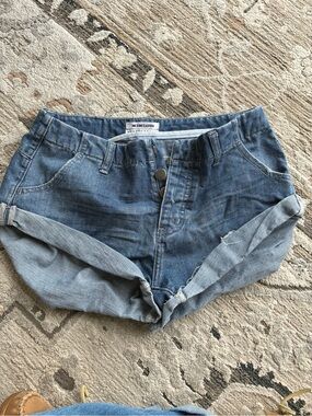 One Teaspoon Sailors Rolled Cuff Denim Shorts 26